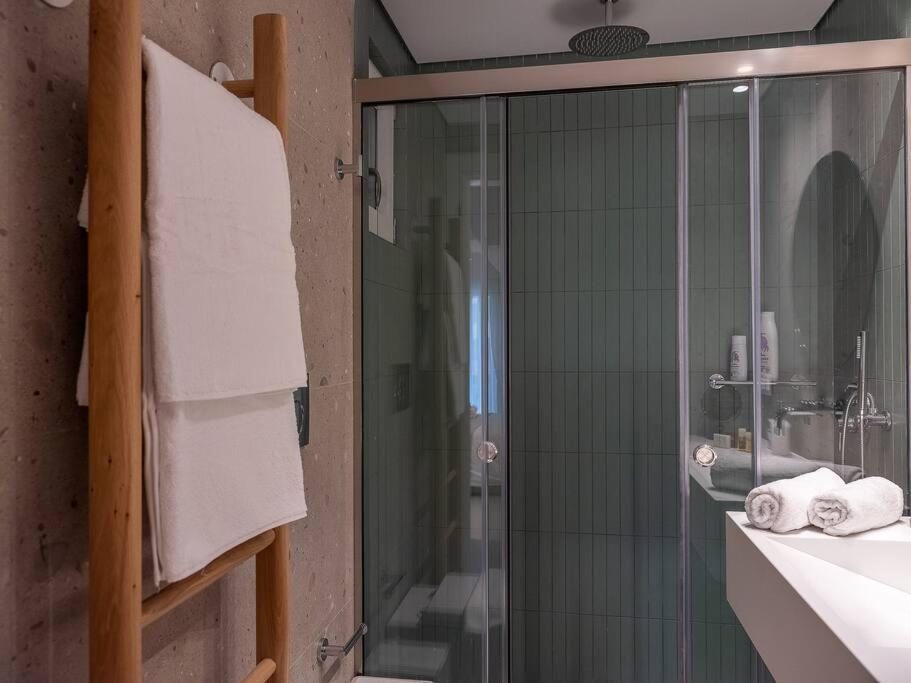 Iris Luxury Apartment At The Heraklion Center מראה חיצוני תמונה